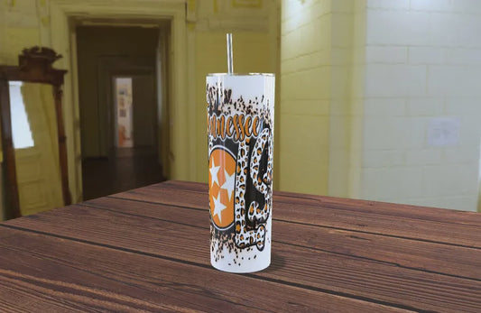 🧡 Vaso Tumbler "Orgullo Tennessee Salvaje" - ¡Estilo, Animal Print y Pasión! 🖤✨